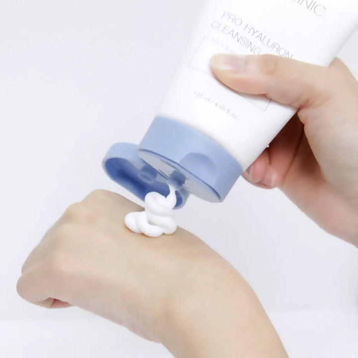 MaxCllinic Pro Hyaluron Cleansing Foam 120ml