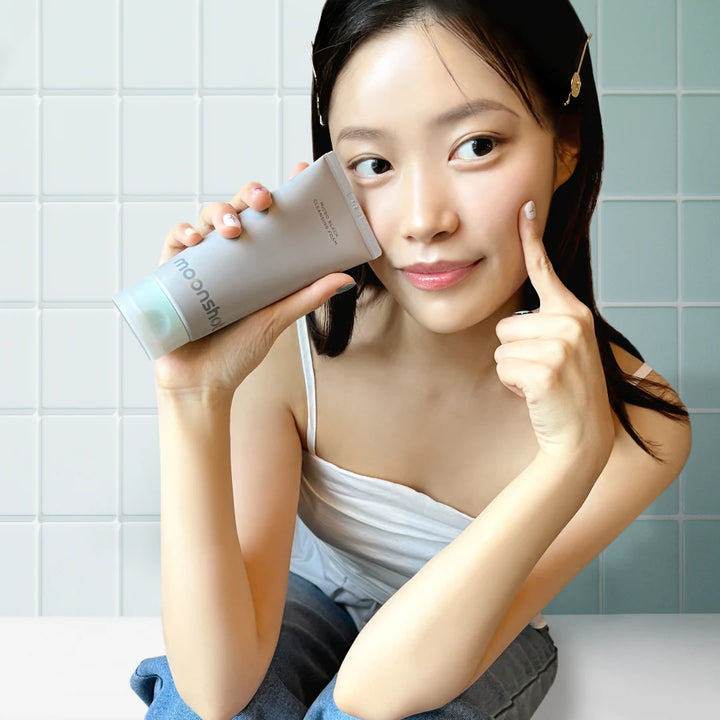 Moonshot  Micro Black Cleansing Foam 120ml